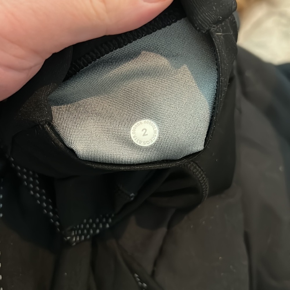 Lululemon Mapped Out High-Rise Tight 28"
Black / Glacier Grey - Picture 11 of 12